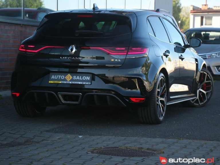 renault-megane-18-2022-czarny (2)
