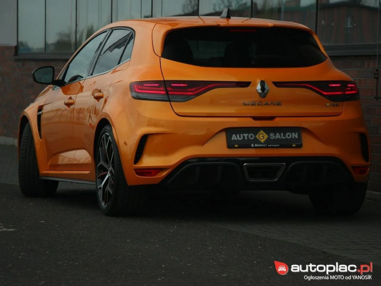 renault-megane-18-2022-pomaranczowy (2)