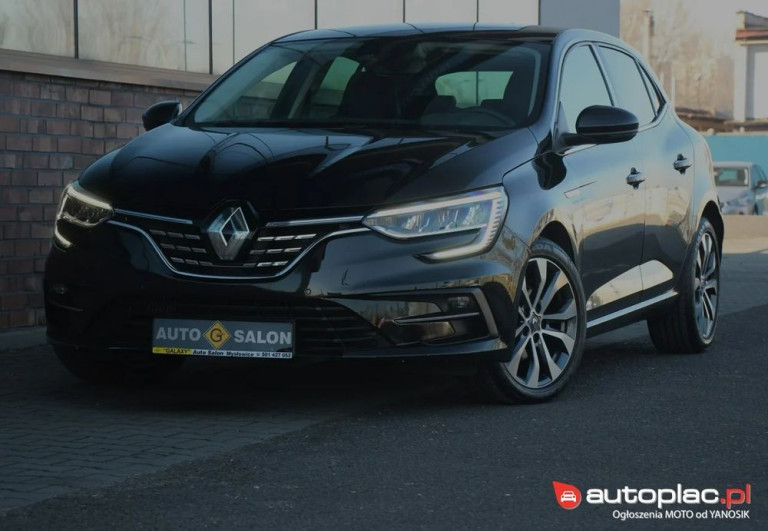 renault-megane-iv-13-2022-czarny (2)