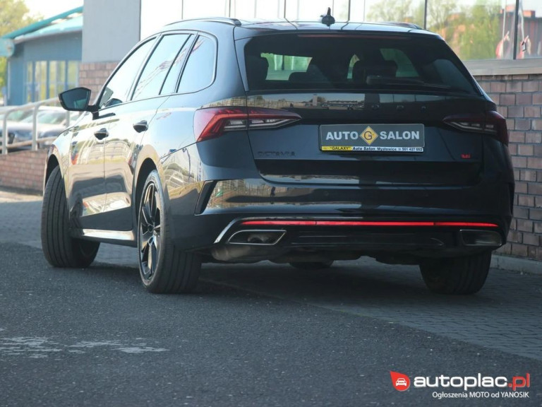 skoda-octavia-iv-20-2022-czarny (2)