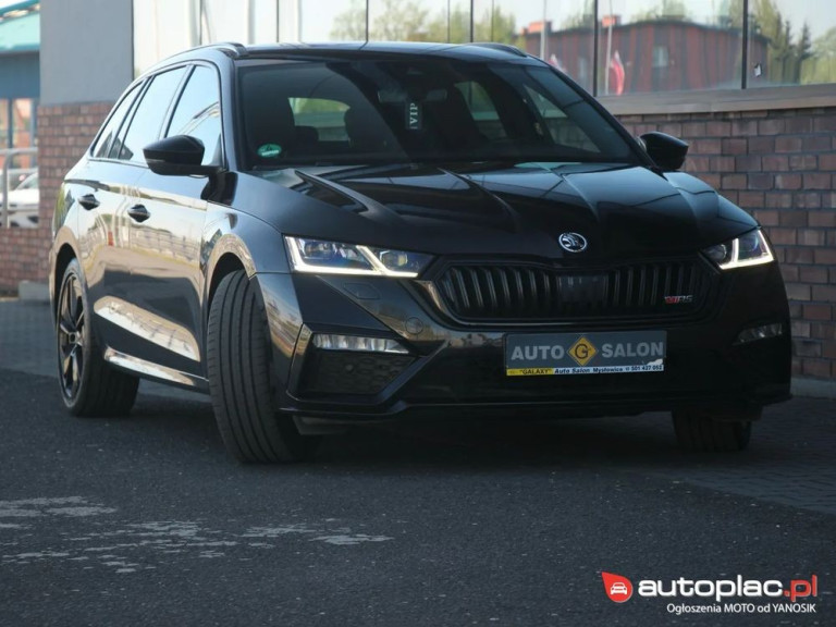 skoda-octavia-iv-20-2022-czarny (1)